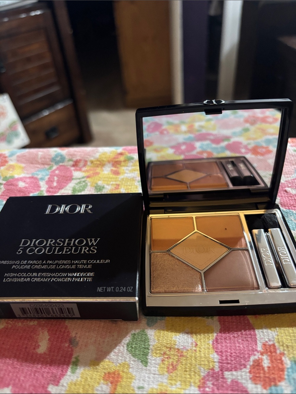 Dior 5-Color Eyeshadow Palette — Warm Neutrals & Gold